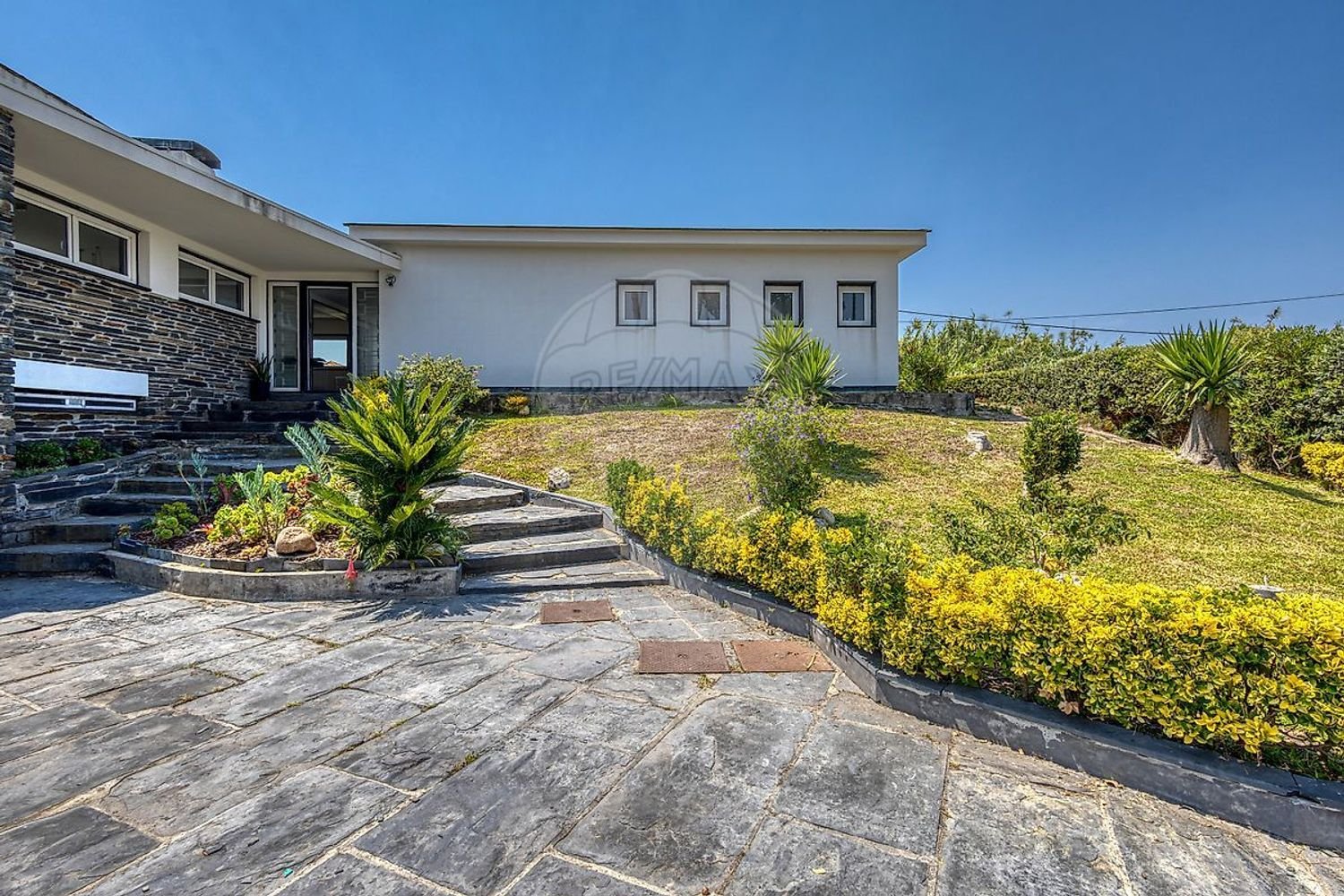 3 bedrooms House in Mindelo, Portugal No. 261554