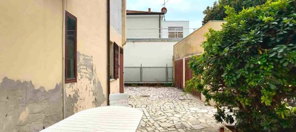 11 bedrooms Villa in Copparo, Italy No. 344328 30