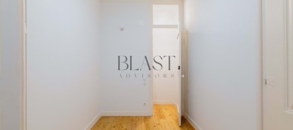 3 bedrooms Apartment in Lisbon, Portugal No. 136519 16