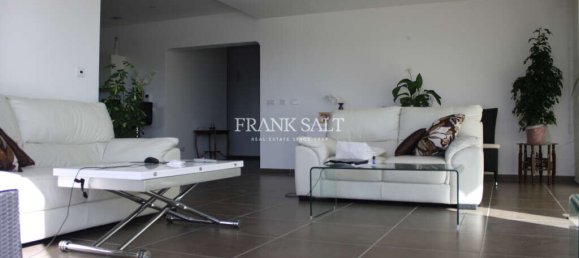 2 bedrooms Apartment in Sliema, Malta No. 8522 4