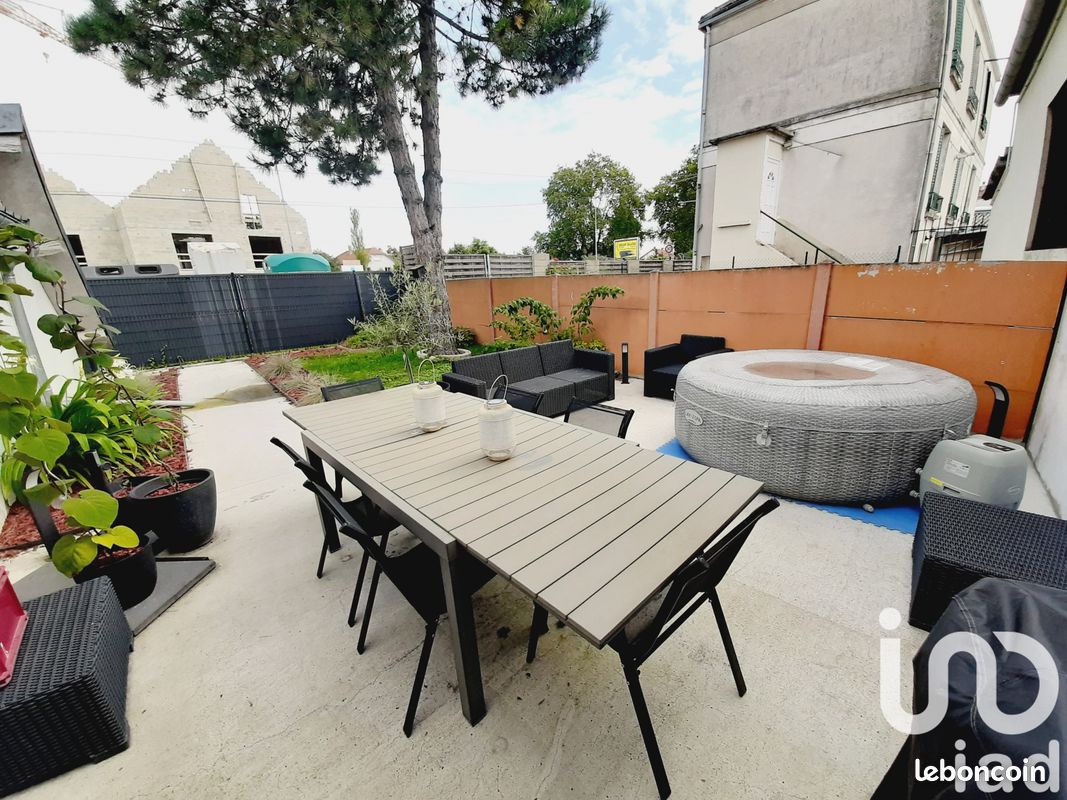 6 غرف نوم منزل في Troyes, France رقم 249704