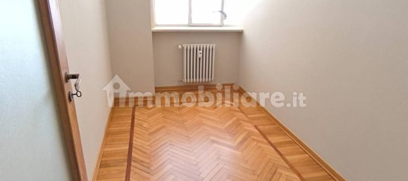 2 chambres Appartement à Cuneo, Italy No. 325005 24