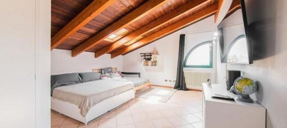 Ático de 5 habitaciónes en Scandiano, Italy No. 7436 34