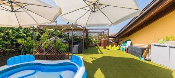 Ático de 5 habitaciónes en Scandiano, Italy No. 7436 45