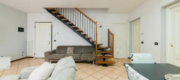 Ático de 5 habitaciónes en Scandiano, Italy No. 7436 4