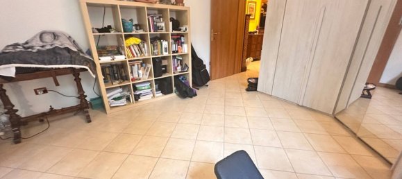 3 bedrooms Apartment in Parma, Italy No. 372202 6