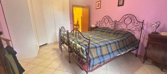 3 bedrooms Apartment in Parma, Italy No. 372202 14