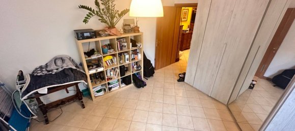 3 bedrooms Apartment in Parma, Italy No. 372202 7