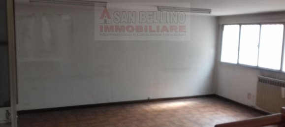 60m² Office in Padua, Italy No. 59214 3