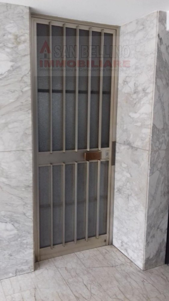 60m² Office in Padua, Italy No. 59214