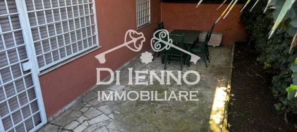 1 bedroom Apartment in Rome, Italy No. 324682 8