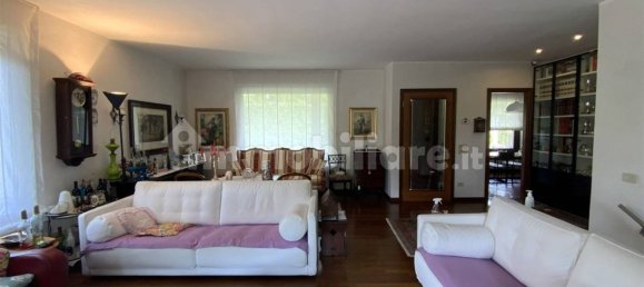 5 bedrooms Villa in Gignese, Italy No. 178477 4