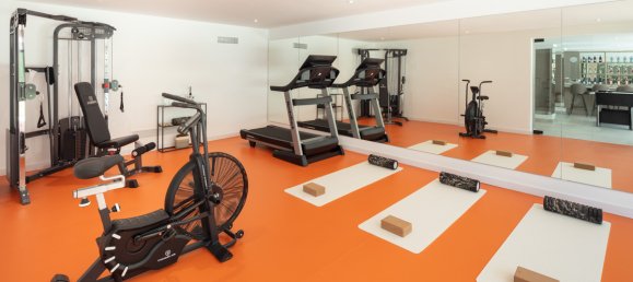 5 bedrooms Villa in Marbella Golden Mile, Spain No. 3002 26