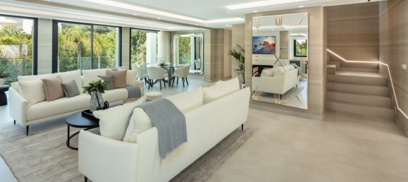 5 bedrooms Villa in Marbella Golden Mile, Spain No. 3002 19