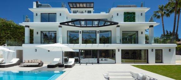 5 bedrooms Villa in Marbella Golden Mile, Spain No. 3002 28