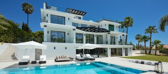 5 bedrooms Villa in Marbella Golden Mile, Spain No. 3002 29