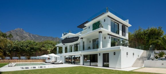 5 bedrooms Villa in Marbella Golden Mile, Spain No. 3002 27