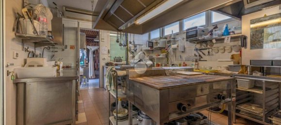 مرآب في Cervia, Italy 279متر مربع رقم 320423 6