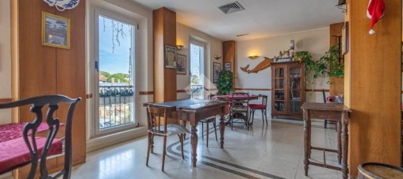 مرآب في Cervia, Italy 279متر مربع رقم 320423 11