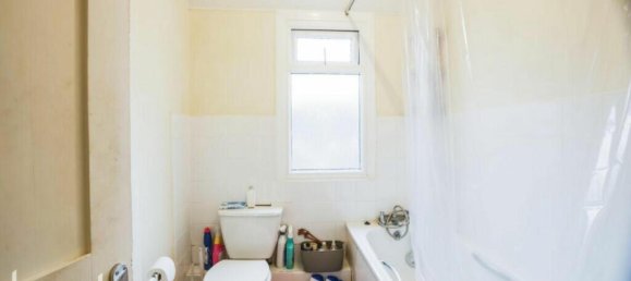 3 bedrooms Apartment in Kenley, United Kingdom No. 4886 8