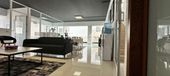 Office in Mellieha, Malta No. 13260 8