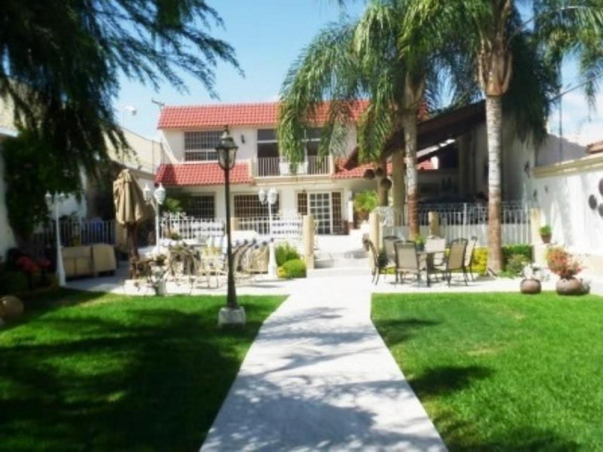 3 bedrooms House in Playa Vicente, Mexico No. 164685