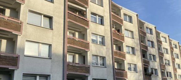 3 rooms Apartment in Duisburg, Germany No. 107272 3