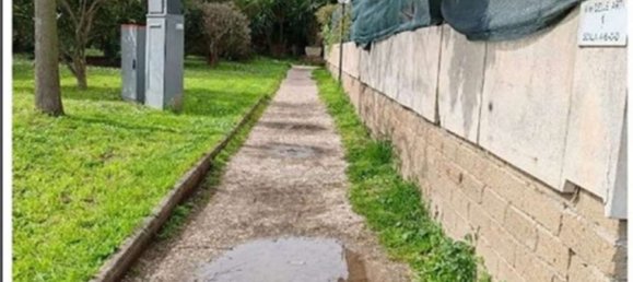 Studio in Pomezia, Italy, Nr. 16294 2