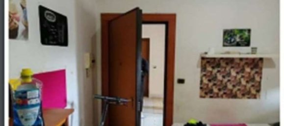 Studio in Pomezia, Italy, Nr. 16294 9