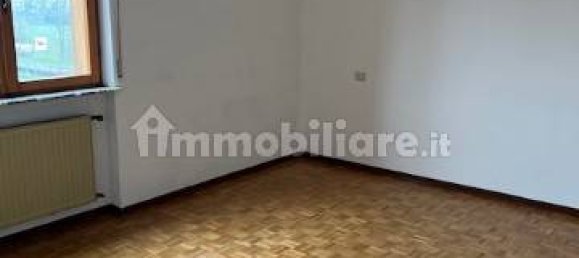 3 bedrooms Apartment in Piacenza, Italy No. 204508 8