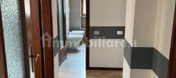 3 bedrooms Apartment in Piacenza, Italy No. 204508 9