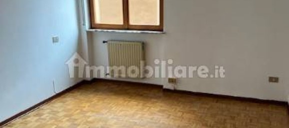 3 bedrooms Apartment in Piacenza, Italy No. 204508 5