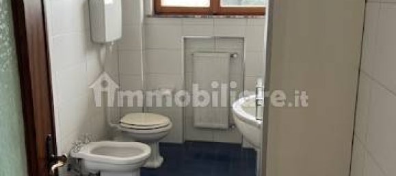 3 bedrooms Apartment in Piacenza, Italy No. 204508 4