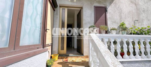 1 bedroom Apartment in Solbiate con Cagno, Italy No. 270742 6