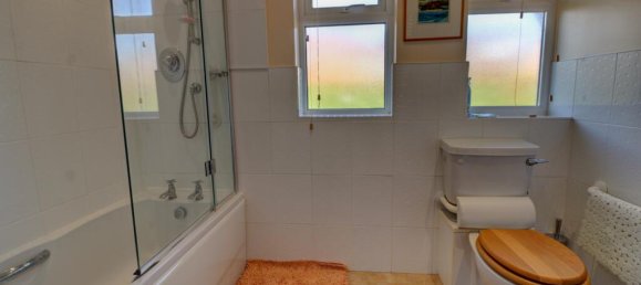 4 bedrooms Bungalow in Reading, United Kingdom No. 10401 14