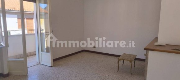 3 Schlafzimmer Wohnung in Avezzano, Italy, Nr. 348148 5