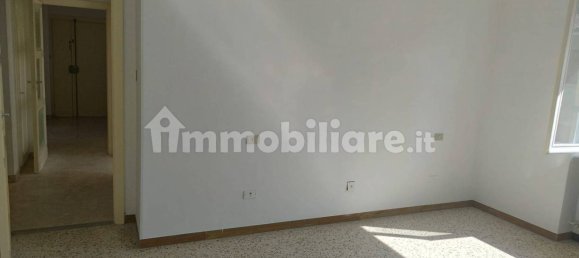 3 Schlafzimmer Wohnung in Avezzano, Italy, Nr. 348148 10