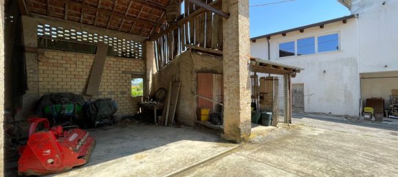 4-Zimmer Haus in Miglianico, Italy, Nr. 172401 15