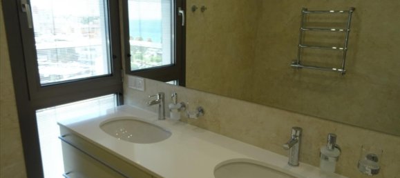 4 bedrooms Apartment in Nicosia, Cyprus No. 12638 15