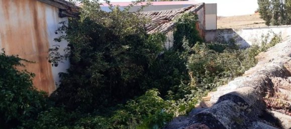 2 bedrooms House in Burgos, Spain No. 106061 4