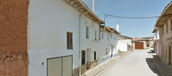 2 bedrooms House in Burgos, Spain No. 106061 2