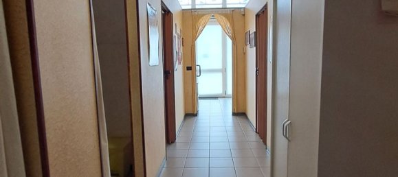 78m² Commercial property in Campi Bisenzio, Italy No. 45590 11