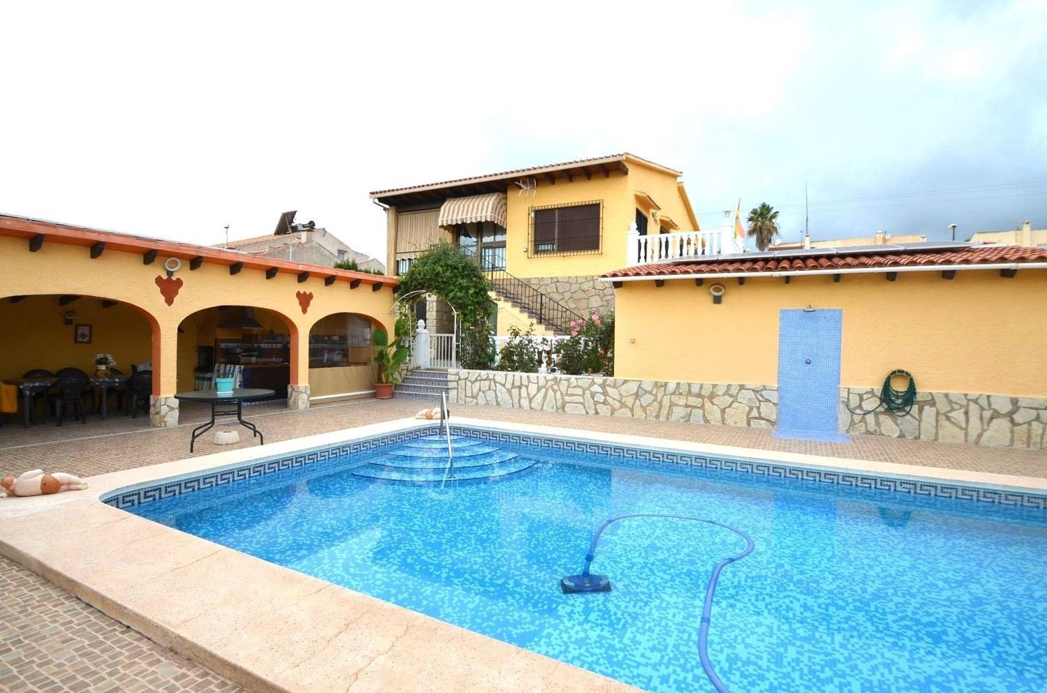 5 غرف نوم منزل في La Nucia, Spain رقم 271381