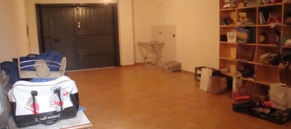 3 rooms Apartment in Rapolano Terme, Italy No. 173110 2