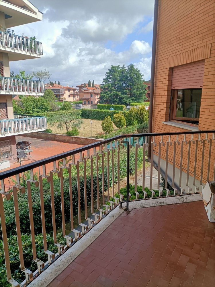 4-salle Appartement à Rome, Italy No. 108437