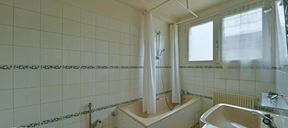 1 bedroom Apartment in Bourges, France No. 75012 6