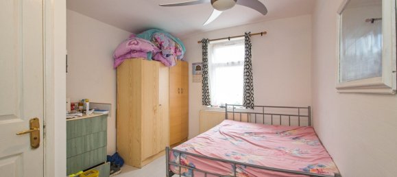 3 bedrooms House in London, United Kingdom No. 2008 7