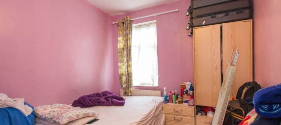 3 bedrooms House in London, United Kingdom No. 2008 8