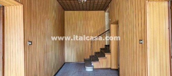 7 rooms House in Bagnolo San Vito, Italy No. 7529 9