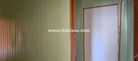 7 rooms House in Bagnolo San Vito, Italy No. 7529 15